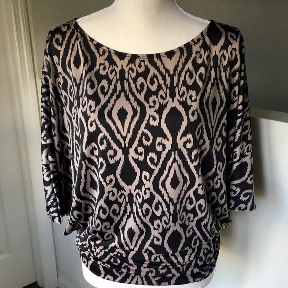 Tops - Blouse with cinch waist
